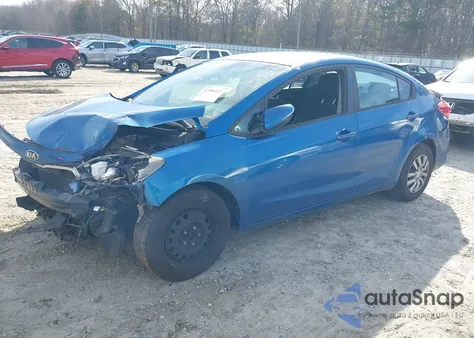 2015 Kia Forte Lx z USA, uszkodzony, nr VIN KNAFX4A67F5258864